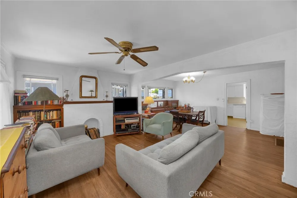 126 Yale Avenue Fullerton, CA 92831