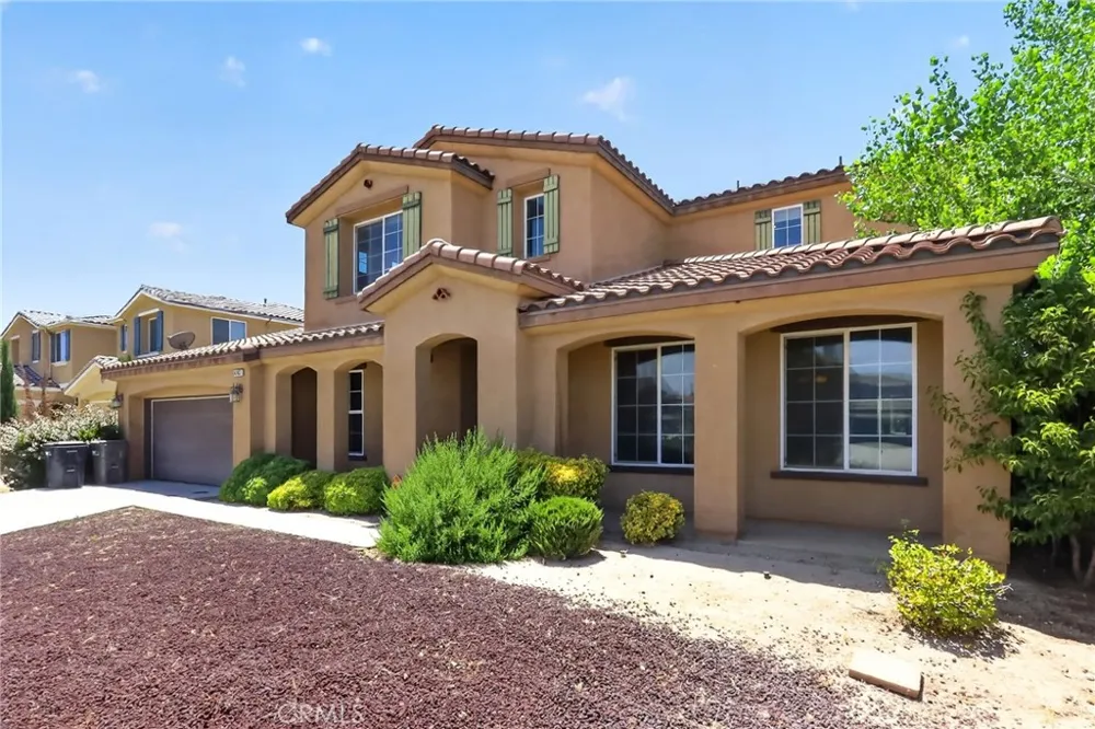 42437 71st W Lancaster, CA 93536