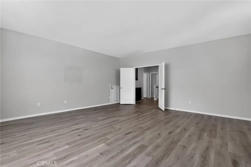42437 71st W Lancaster, CA 93536