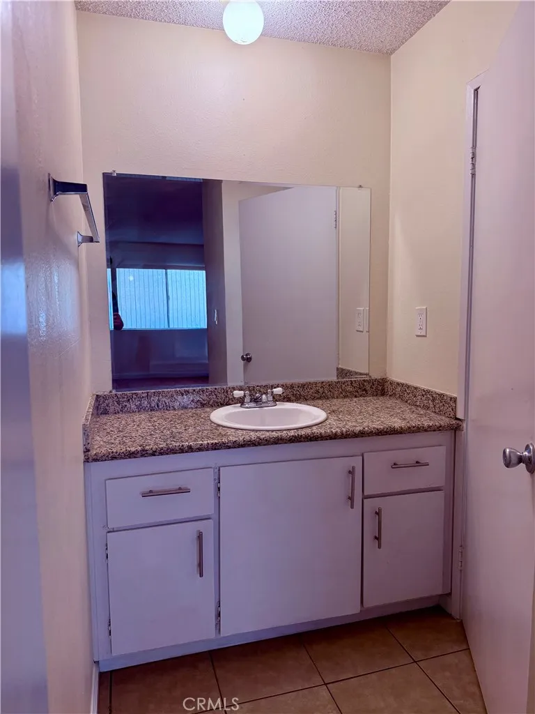 3300 W Orange Avenue #6 Anaheim, CA 92804