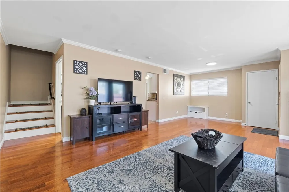 1734 Bradbury Drive #74 Montebello, CA 90640