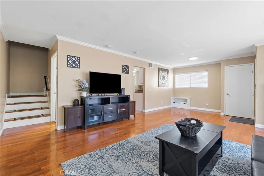 1734 Bradbury Drive #74 Montebello, CA 90640