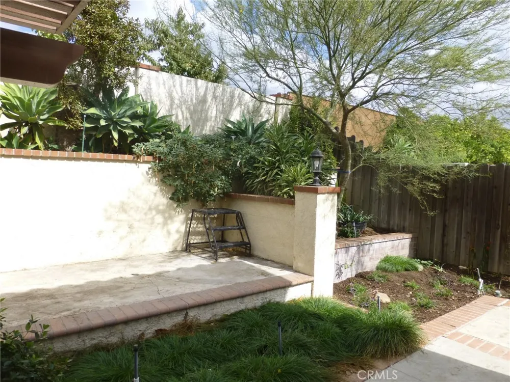 19661 Bluefield Yorba Linda, CA 92886
