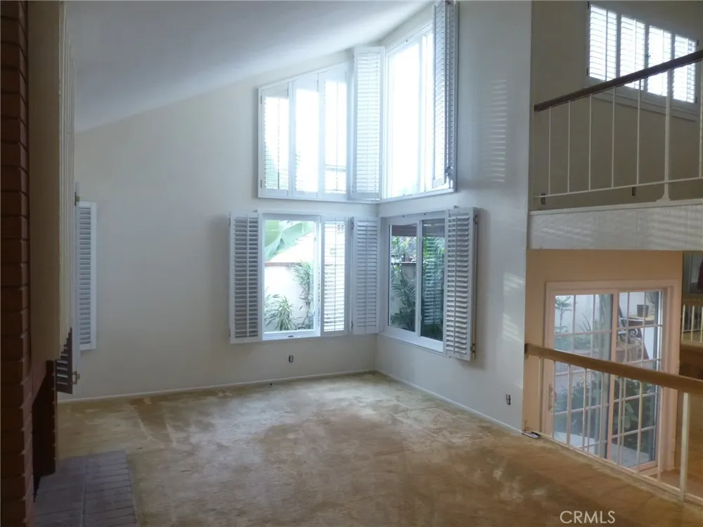 19661 Bluefield Yorba Linda, CA 92886