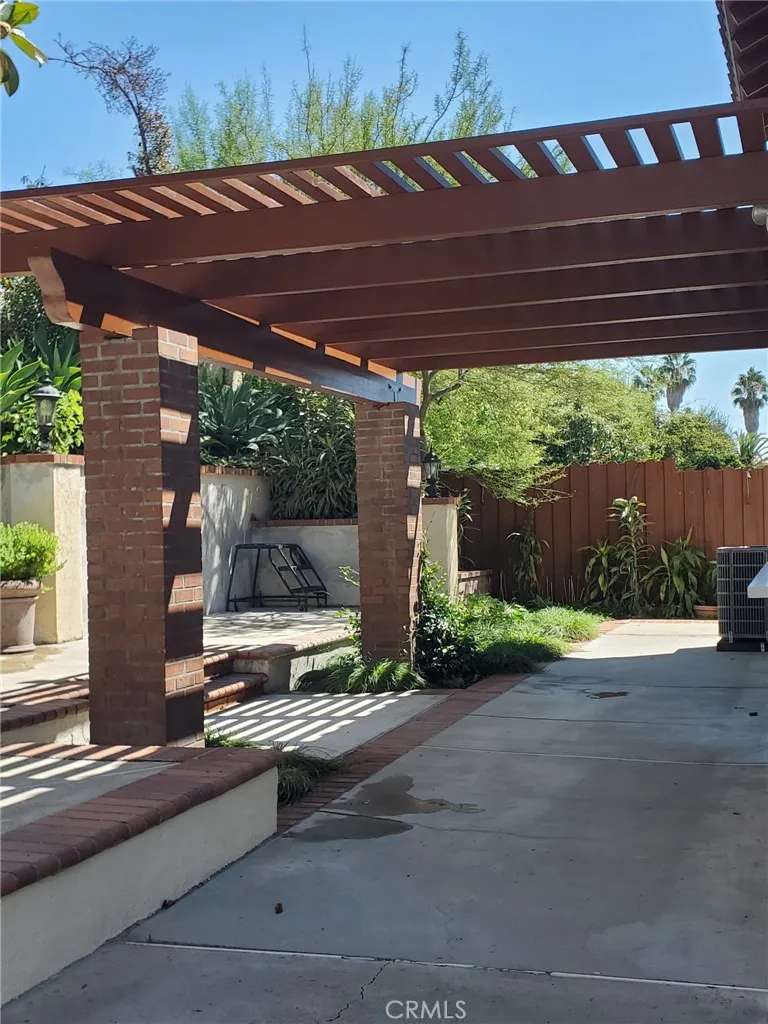 19661 Bluefield Yorba Linda, CA 92886