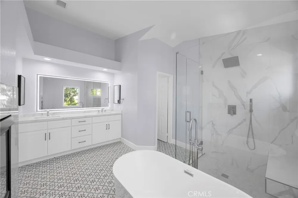 5700 Scotch Pine Yorba Linda, CA 92886