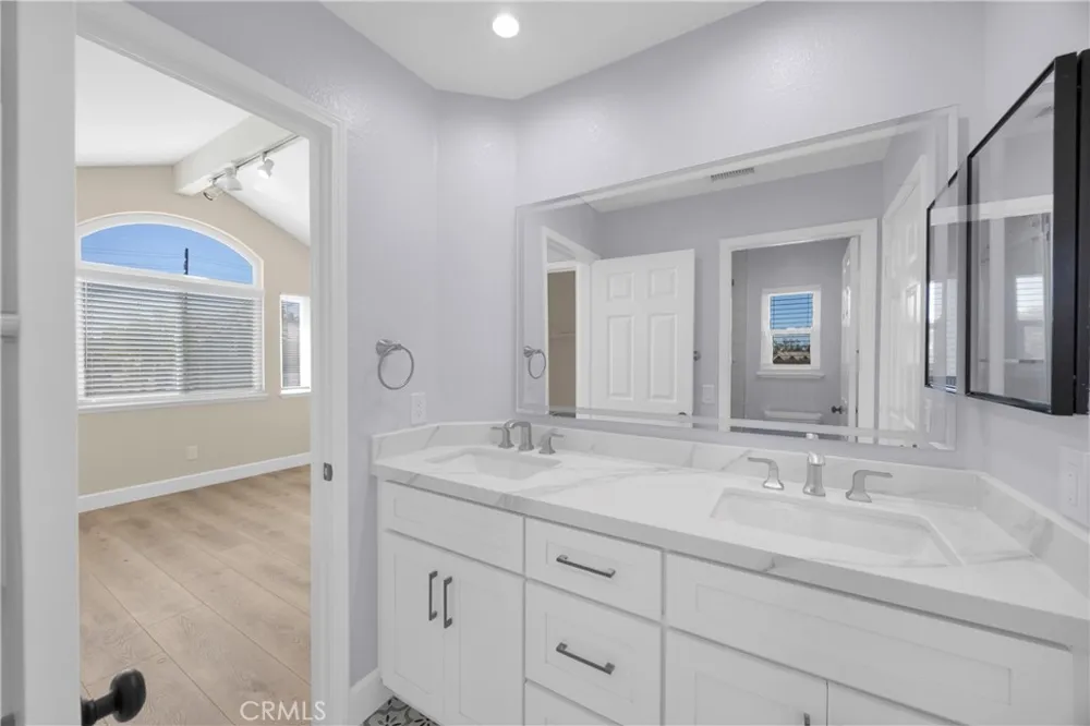 5700 Scotch Pine Yorba Linda, CA 92886