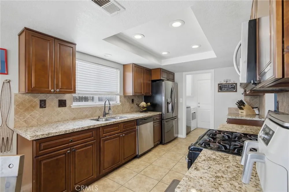 2443 Tulip Court Hemet, CA 92545