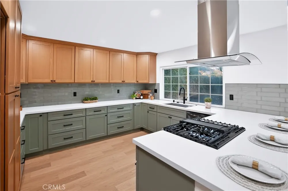 480 Cienaga Fullerton, CA 92835