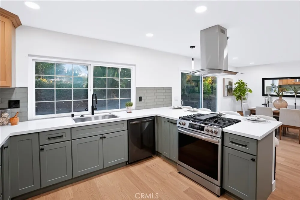 480 Cienaga Fullerton, CA 92835
