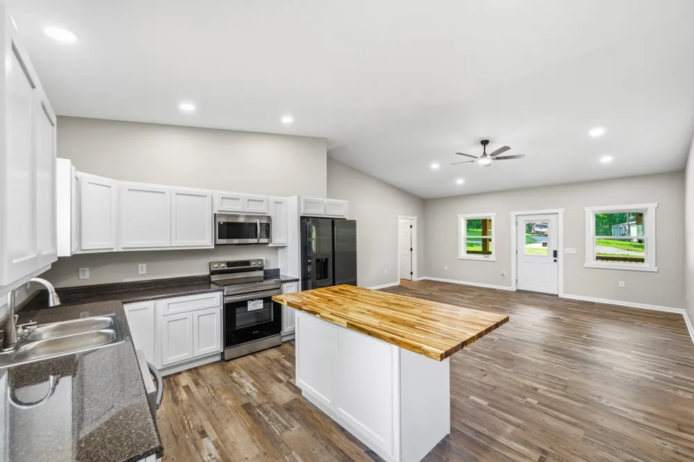 45 Grice Ln Parsons, TN 38363