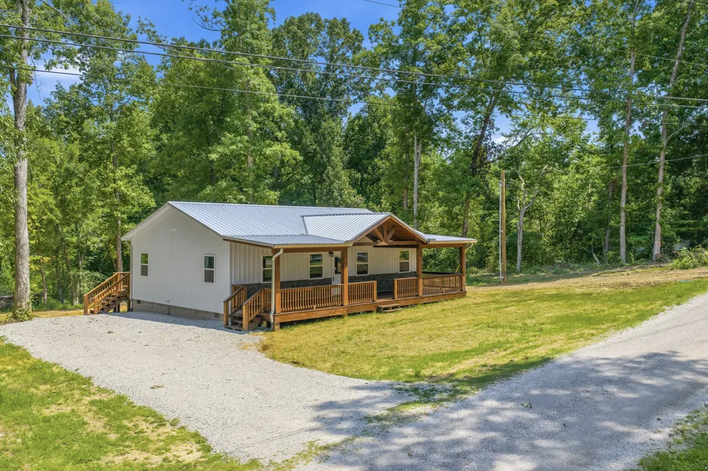 45 Grice Ln Parsons, TN 38363