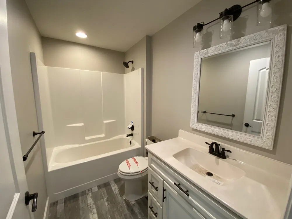 102 Willow Hill Ct Auburn, KY 42206