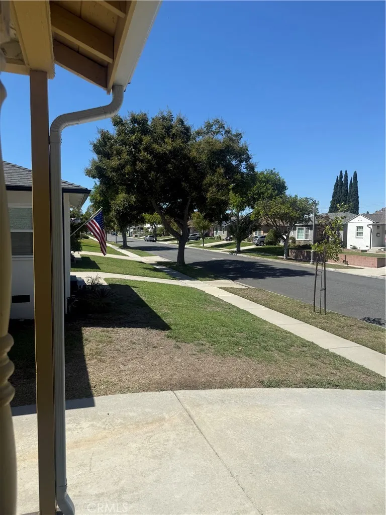 6312 Henrilee Street Lakewood, CA 90713
