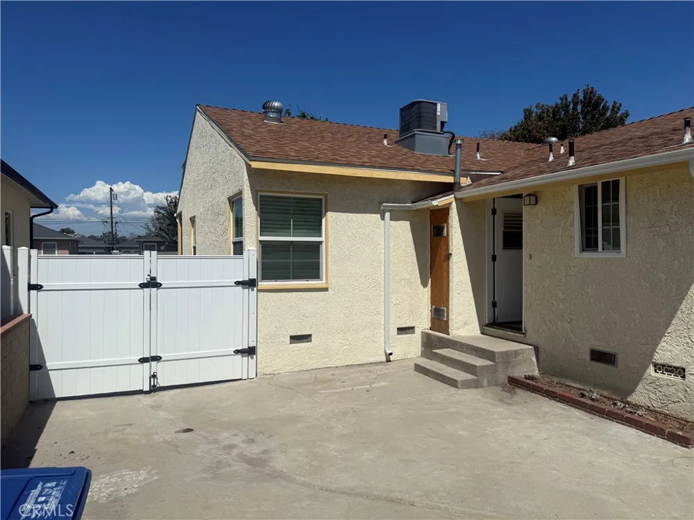 6312 Henrilee Street Lakewood, CA 90713