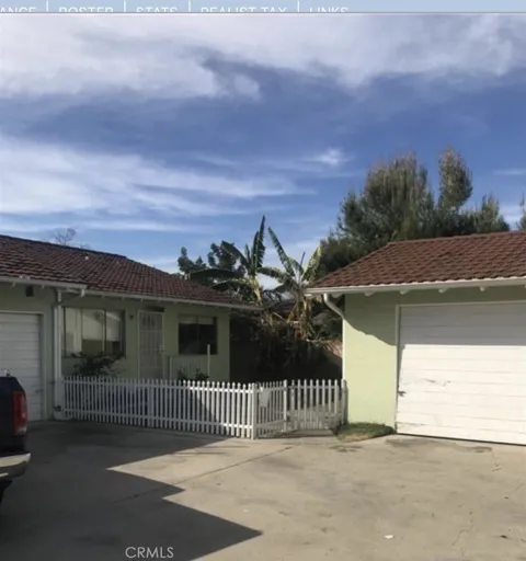 9617 Walnut