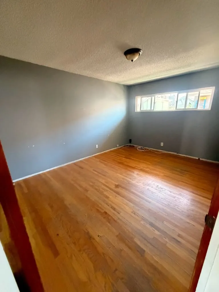 9617 Walnut Bellflower, CA 90706