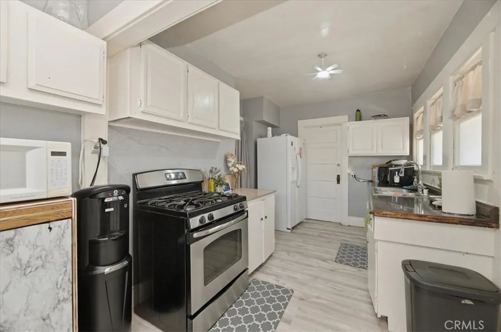 26180 Yale Hemet, CA 92544