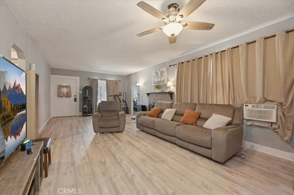 26180 Yale Hemet, CA 92544
