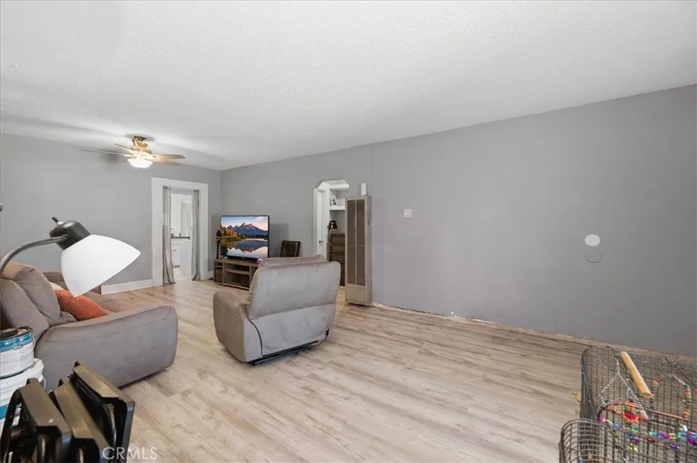 26180 Yale Hemet, CA 92544