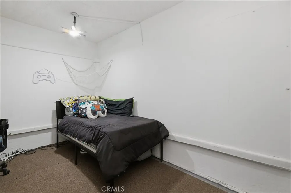 26180 Yale Hemet, CA 92544