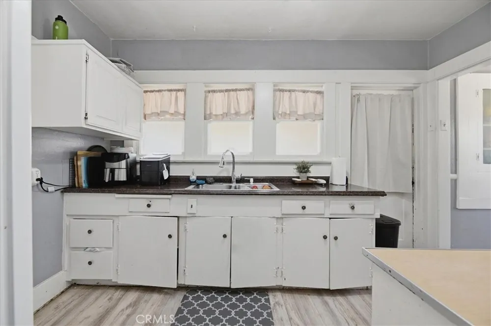 26180 Yale Hemet, CA 92544