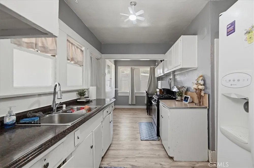 26180 Yale Hemet, CA 92544