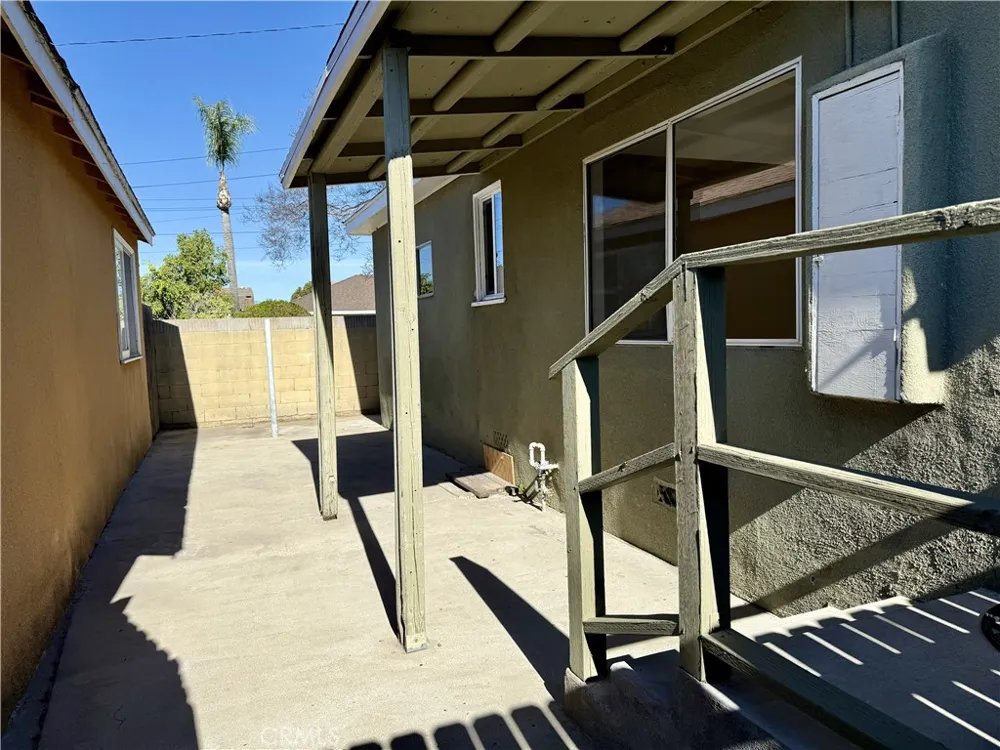15531 Eucalyptus Avenue Bellflower, CA 90706
