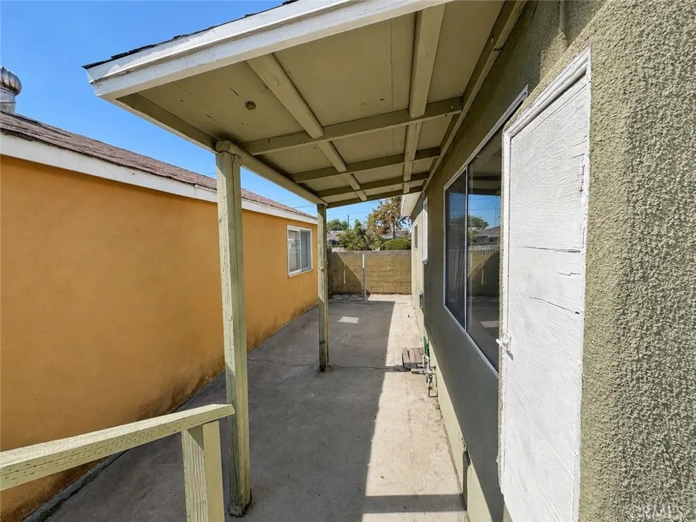 15531 Eucalyptus Avenue Bellflower, CA 90706