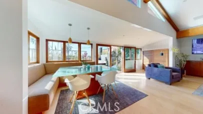 3205 Bayview Drive Manhattan Beach, CA 90266