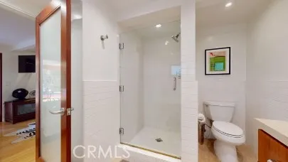 3205 Bayview Drive Manhattan Beach, CA 90266