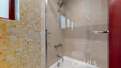 3205 Bayview Drive Manhattan Beach, CA 90266