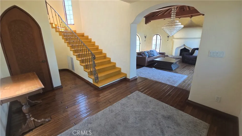 17501 Castellammare Pacific Palisades, CA 90272