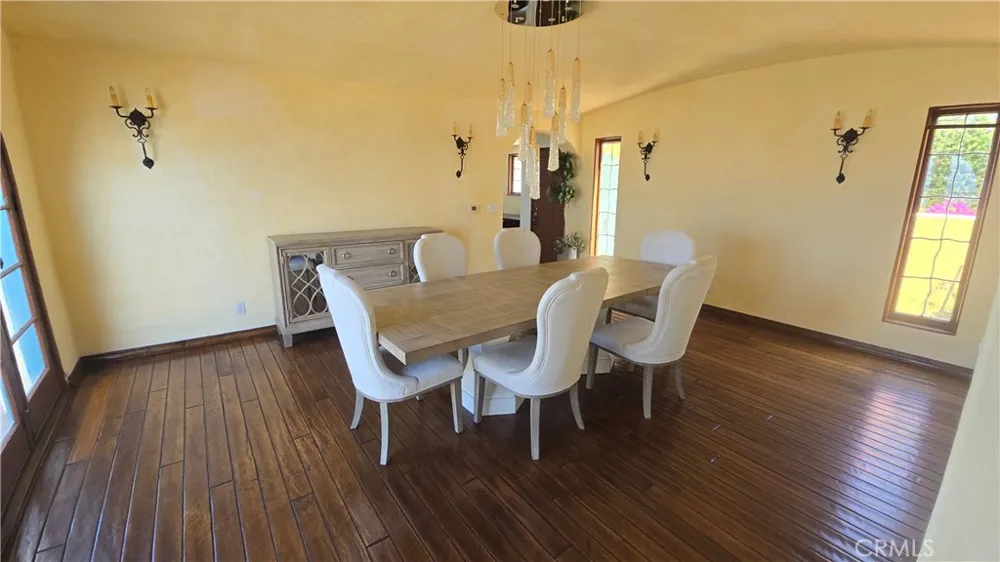 17501 Castellammare Pacific Palisades, CA 90272