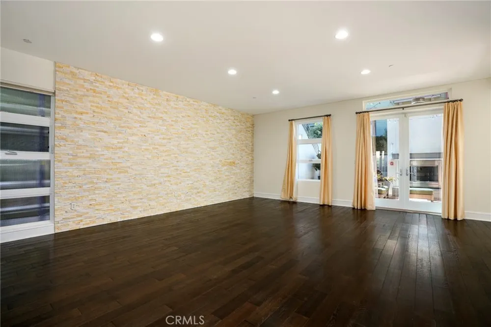 13011 Discovery Creek Playa Vista, CA 90094