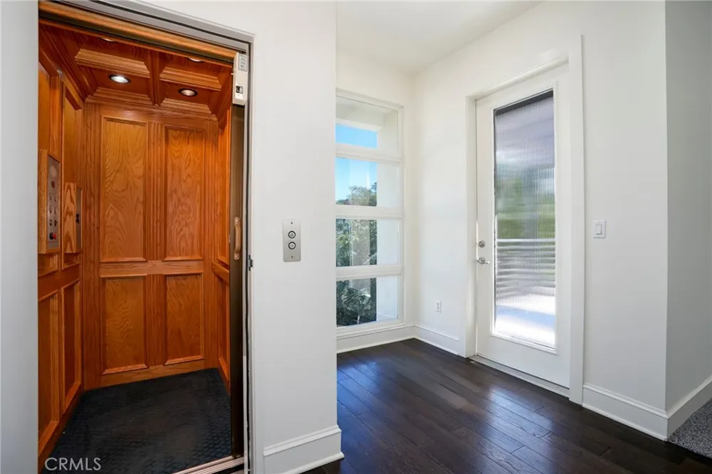 13011 Discovery Creek Playa Vista, CA 90094