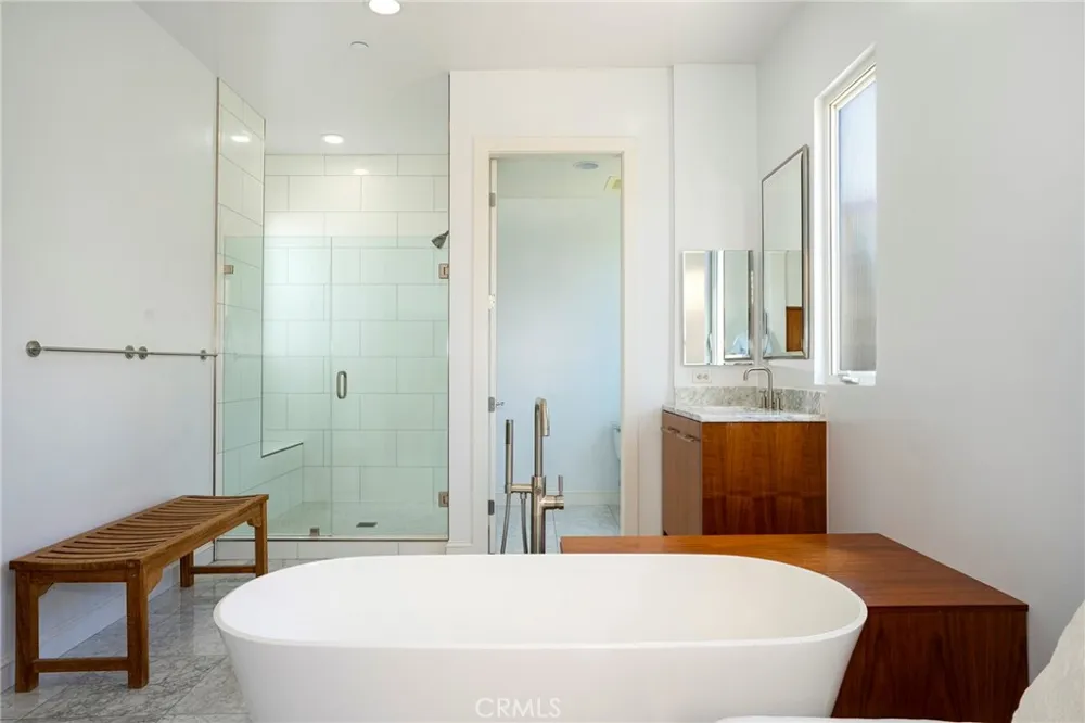 13011 Discovery Creek Playa Vista, CA 90094