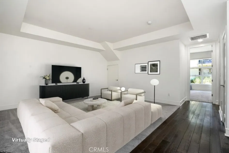 13011 Discovery Creek Playa Vista, CA 90094