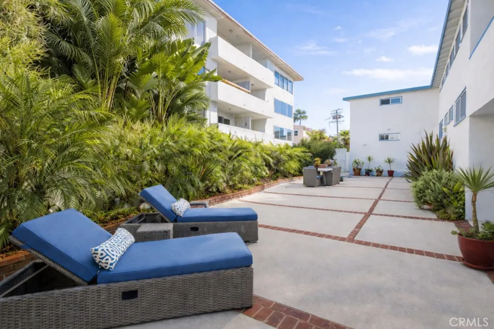 1710 Esplanade Redondo Beach, CA 90277