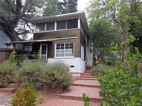8709 Lookout Mountain