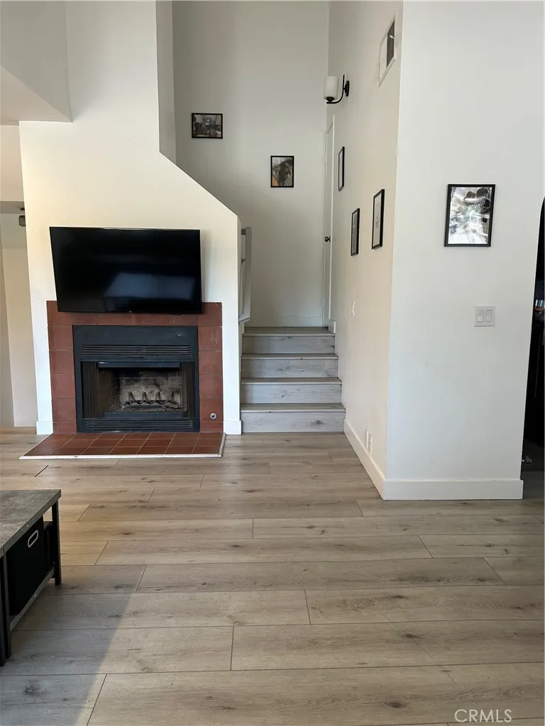 11300 Foothill Boulevard #19 Sylmar, CA 91342