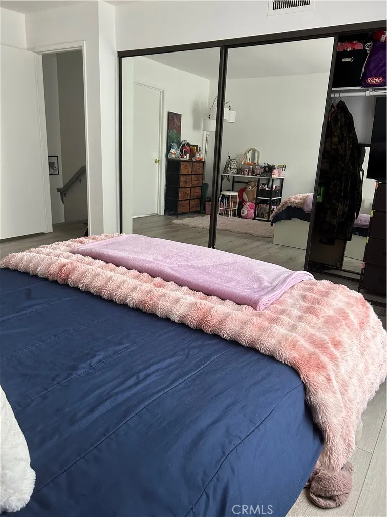 11300 Foothill Boulevard #19 Sylmar, CA 91342