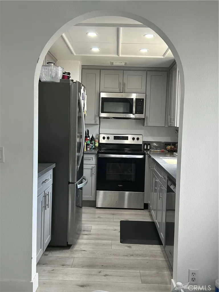11300 Foothill Boulevard #19 Sylmar, CA 91342