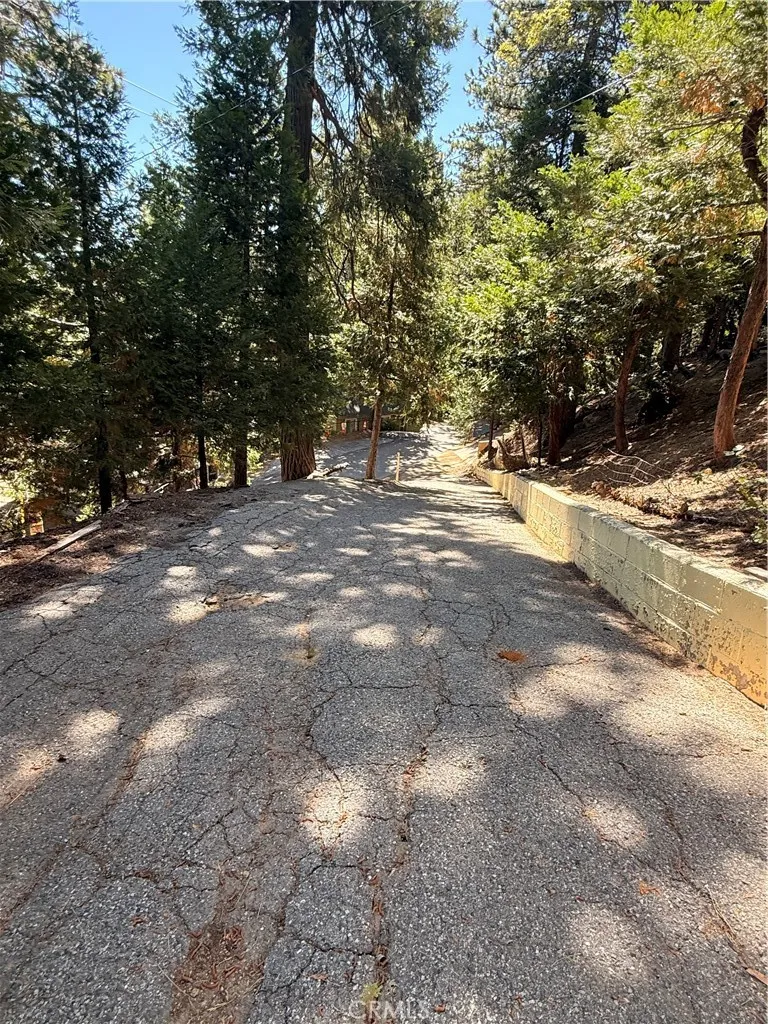 984 Mercury Crestline, CA 92325