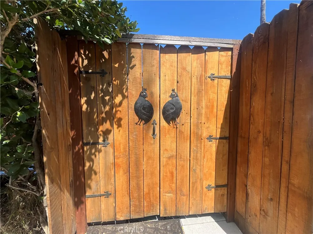 8917 Krueger Culver City, CA 90232