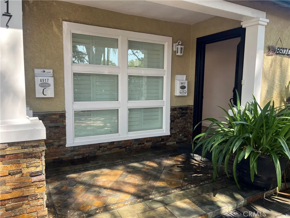 8917 Krueger Culver City, CA 90232