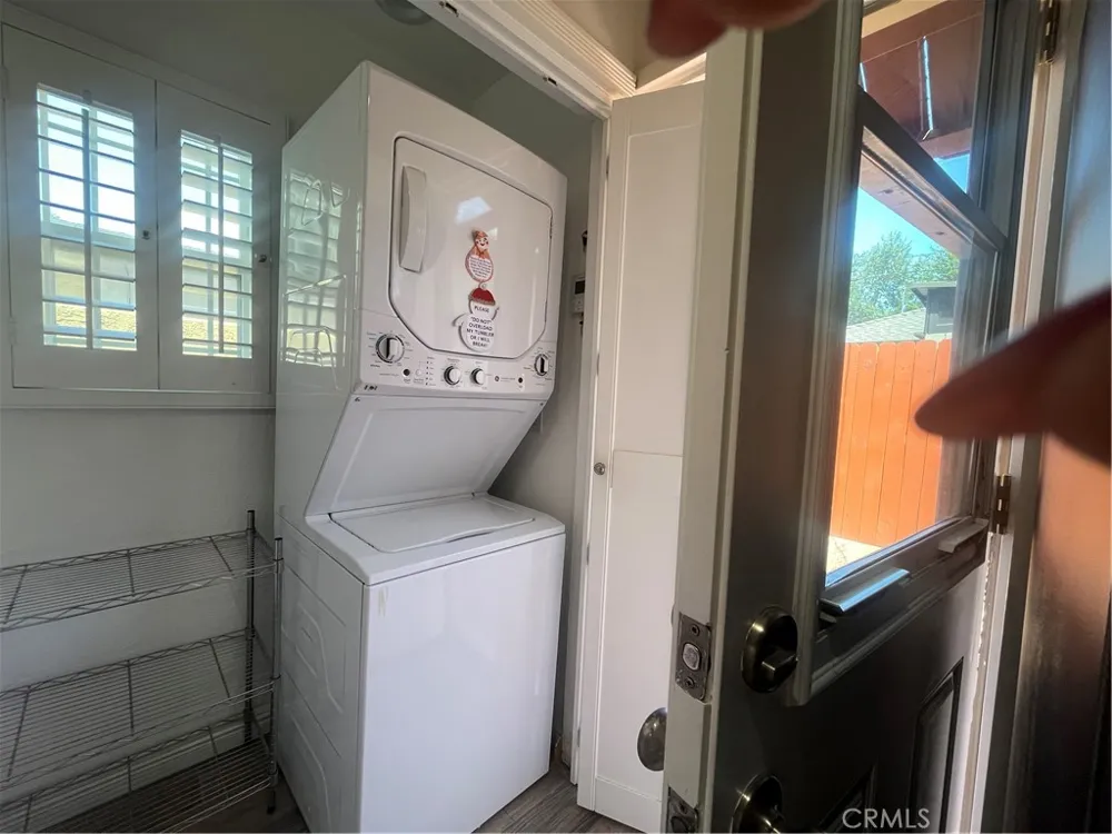 8917 Krueger Culver City, CA 90232