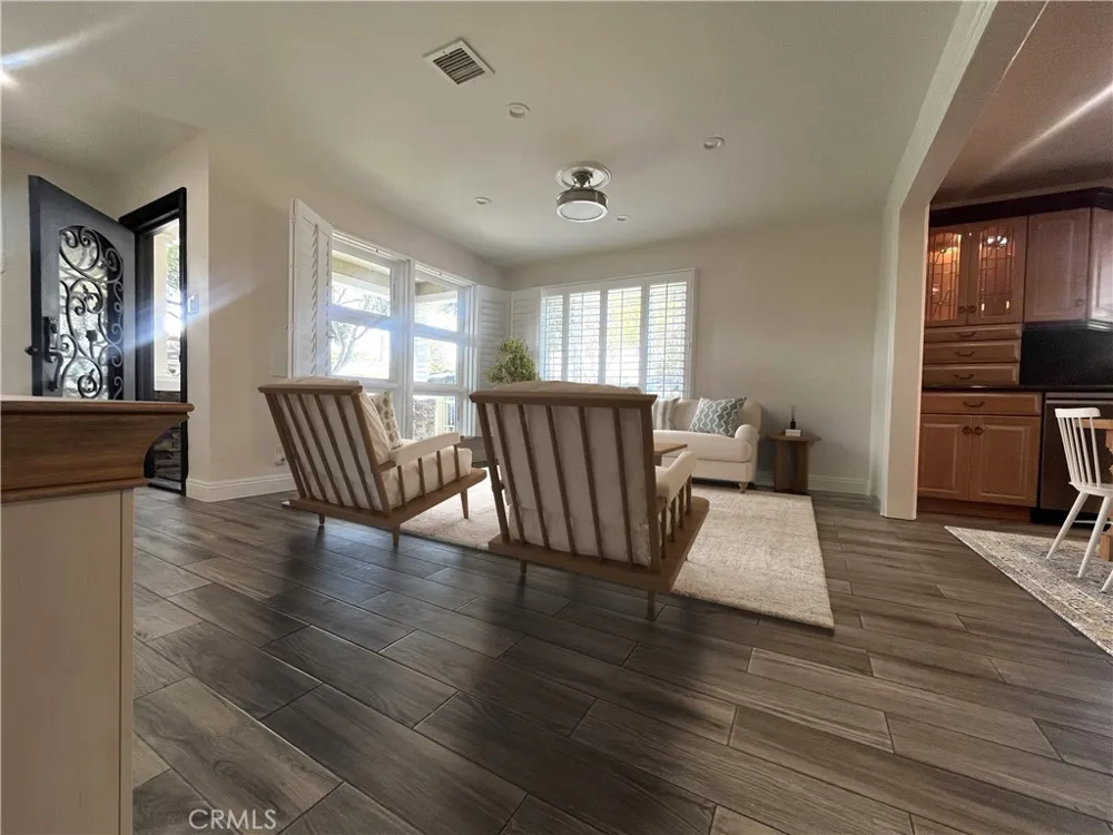 8917 Krueger Culver City, CA 90232
