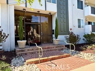 8163 Redlands #72 Playa del Rey, CA 90293
