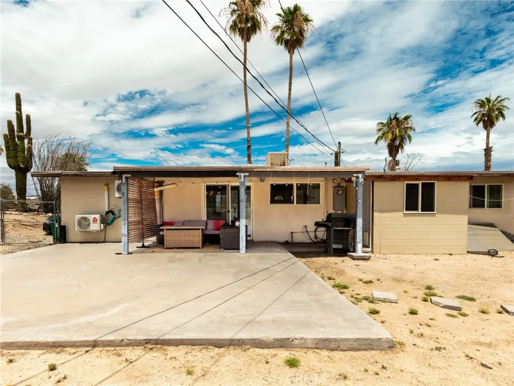 71621 Juanita Dr 29 Palms, CA 92277